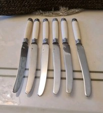 Six Couteaux En Argent Massif