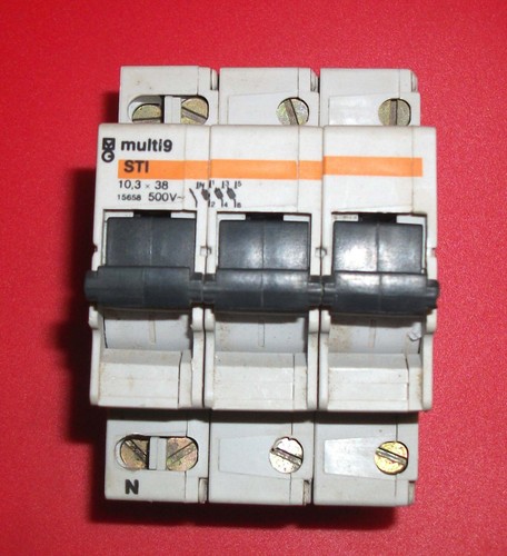 Porte fusible coupe-circuit