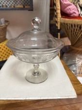Coupe sur pied drageoir