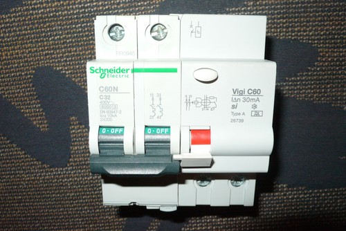 Disjoncteur differentiel 32a - disjoncteur,