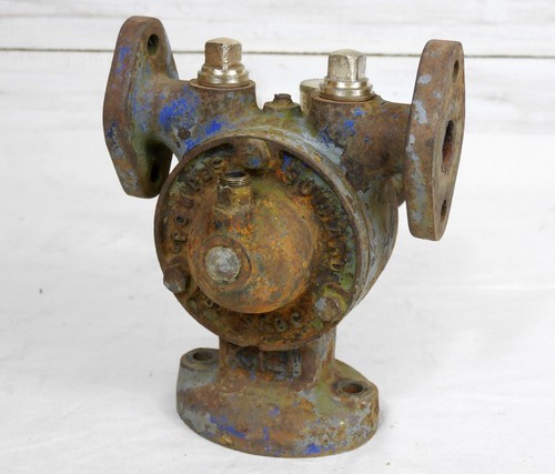 Ancienne pompe fonte deco - fonte,