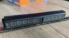 ROCO 4222B VOITURE UIC 2ème CLASSE SNCF TYPE BRUHAT AVEC LUMIERES PAS JOUEF LIMA