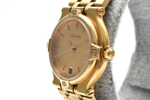 Presque comme neuve montre - neuve],