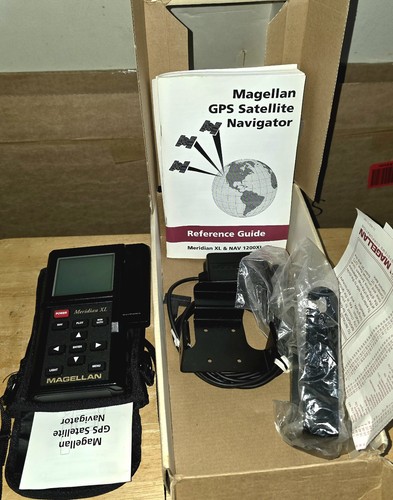 Magellan meridian navigator - magellan, xl