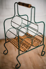 Porte bouteilles vert en fer forgé et rotin