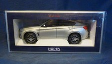 Voiture miniature au 1/18: BMW