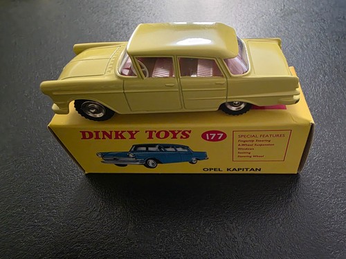 Dinky toys atlas - dinky, kapitan