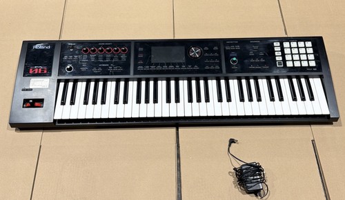 Used roland key music - fa-06, 61-key