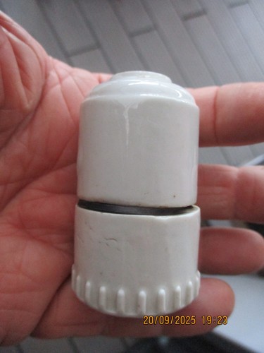Ancienne douille abat jour - jour, de