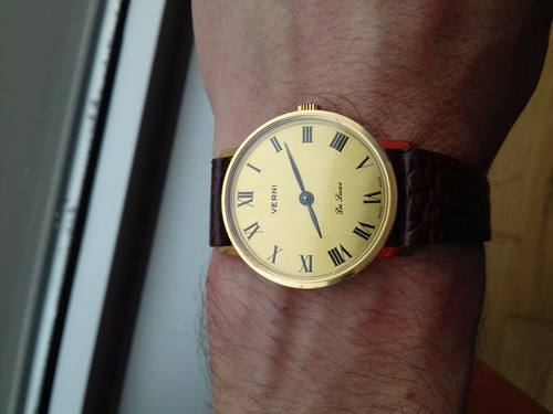 Verni luxe montre à - verni, de