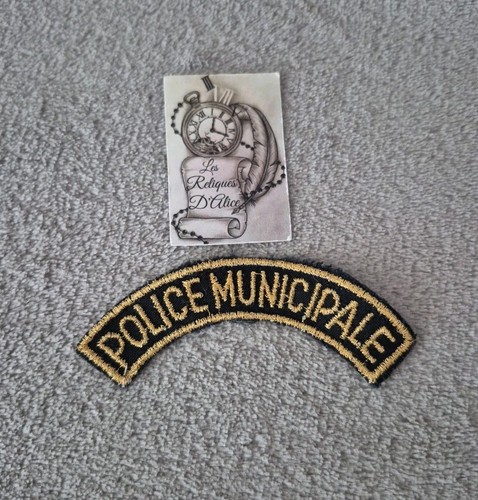 Ecusson banane police