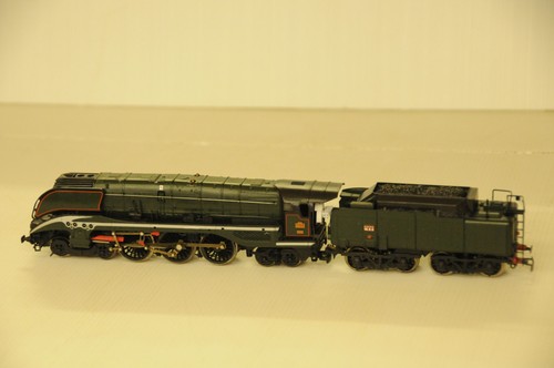 Loco vapeur 232 joeuf - u, i
