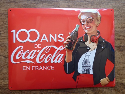 Plaque métal 100 - en, coca