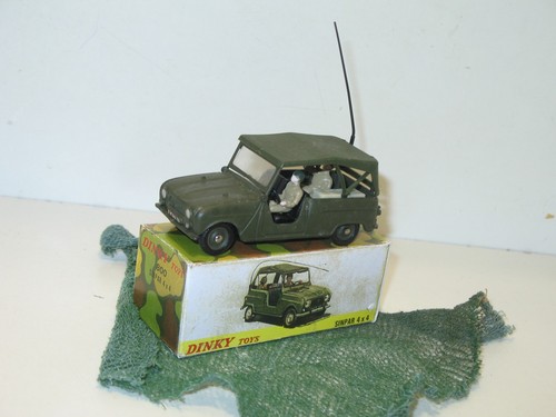Dinky toys renault - renault, 4l