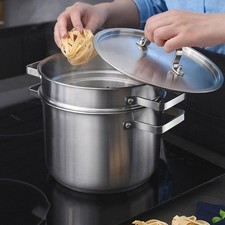 Casserole avec cuiseur vapeur