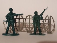 Figurines deux soldats jouets