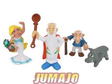 FIG175 4 figurines PVC M.D