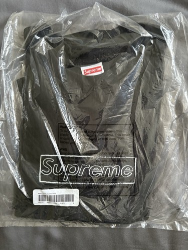Supreme kaws chalk logo tee - supreme,