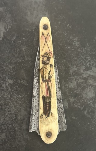 Old straight razor coupe - old,