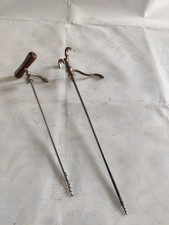 2 anciens tire bouchons a champagne