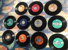 45 Tours Vinyle 7 Pouces LOT DE 11 NON TESTÉS SANS POCHETTES LOT 9