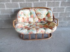 BANQUETTE EN ROTIN