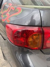 feu arrière gauche TOYOTA