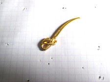 pin's  sabre doré  CANARD