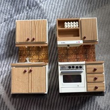 Lundby 2 Piece Doll House