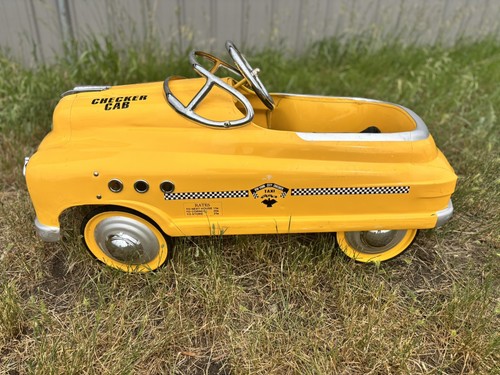 Antique vintage taxi cab - antique, vintage-taxi