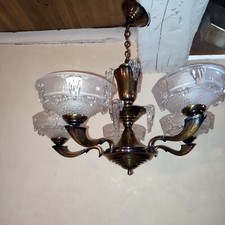 Beau lustre Art Deco 5 bras effet cuivré mat et doré verre préssé Glace Ezan