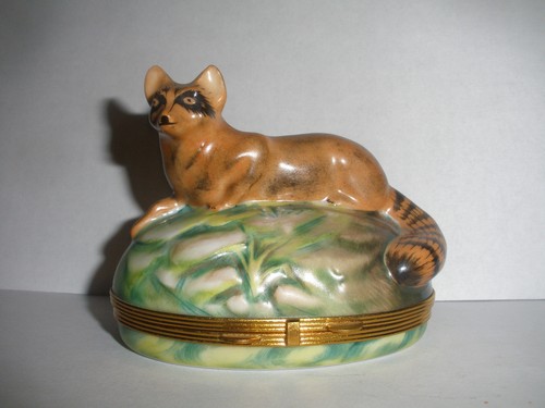 Rare limoges raccoon porcelain - rare,