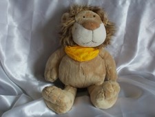 Doudou lion marron clair, bandana jaune imprimé, Sigikid