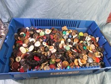 Lot de 7 kg de boutons de