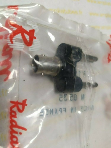 Adaptateur bnc femelle - bnc, vers