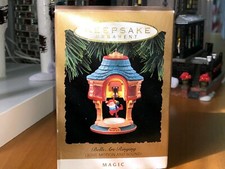 1993 HALLMARK Magic w/Light