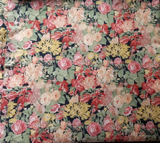 ANCIEN  TISSU COUPON FLEURI  EN COTON  1,41 METRE SUR 1,44 METRE