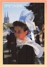 29 FOUESNANT COSTUME FOLKLORIQUE BRETON