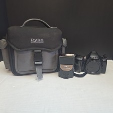 Minolta Maxxum SPxi SLR camera