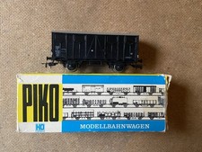 Wagon marchandise noir SNCF Piko Ho Réf 5/6449-071