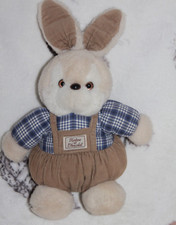 DOUDOU PELUCHE TARTINE ET CHOCOLAT LAPIN BEIGE SALOPETTE MARRON CARREAUX BLEU 31
