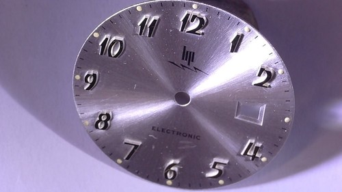 Montre lip r184 ancien - lip,
