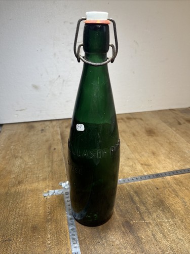 Bouteille ancienne vide - n.,