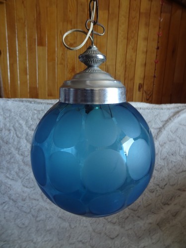 Ancienne suspension globe bleu - globe,