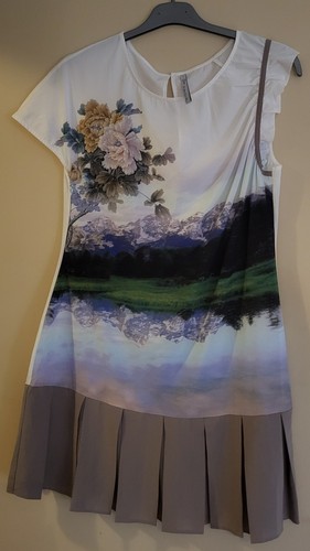 Robe blanche motif - montagne, &