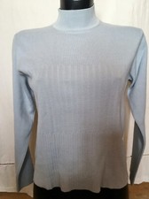 Pull bleu pâle manches