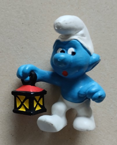 Figurine schtroumpf lanterne - figurine,