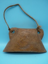 Ancienne cloche en Bois /