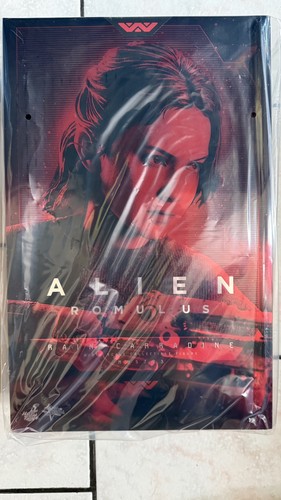 Hot toys rain carradine - toys,