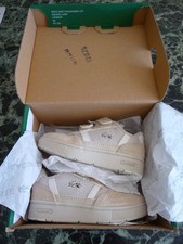 BASKETS LACOSTE ENFANT NEUVES T.22